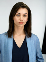 allegra-headshot101596